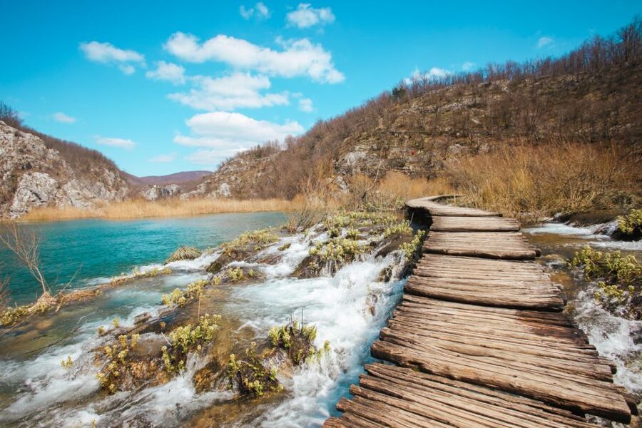 From Split or Trogir: Plitvice Lakes Guided Full-Day Tour - Prošćansko Lake and the Electric Train Ride Back