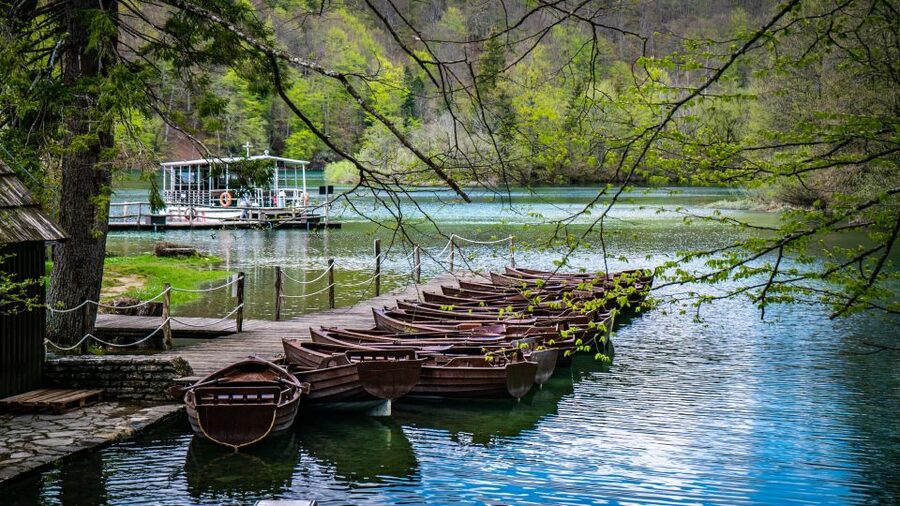 From Split: Plitvice Lakes Guided tour - Timing and pacing: 12 hours without feeling wrecked