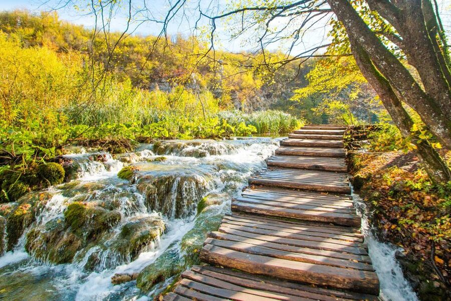 From Split: Plitvice Lakes Guided Tour with Entry Tickets - Who this tour fits best (and who should think twice)