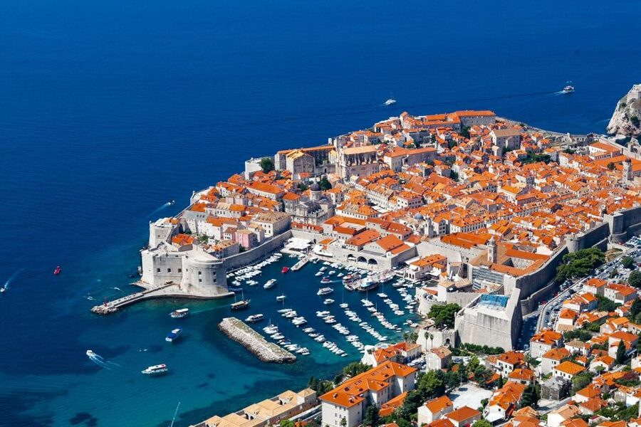 From Split: Private Guided Day Trip to Dubrovnik & Srđ Hill - How the day stays comfortable, even when you walk