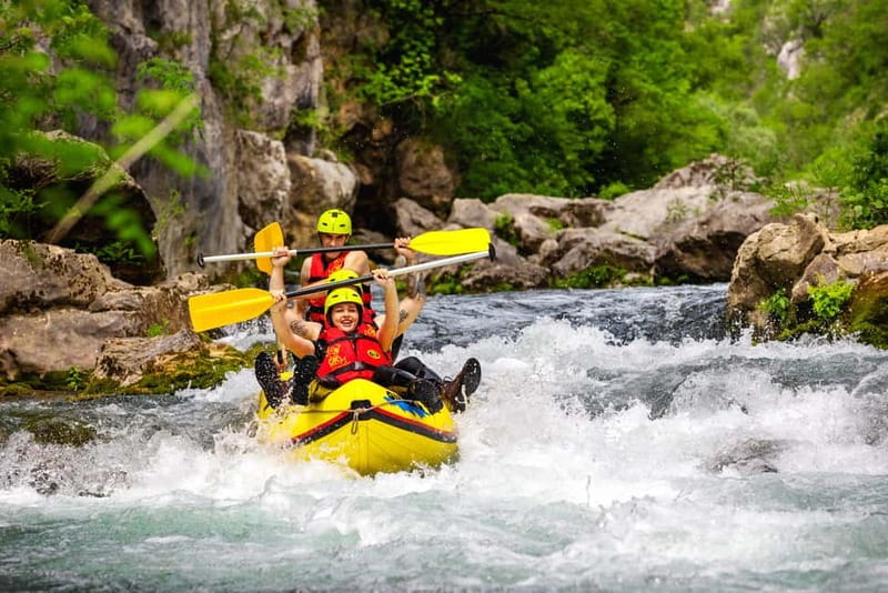 From Split/Šestanovac: Whitewater Rafting on Cetina River - The 15-minute hike up, snacks, and getting dry again