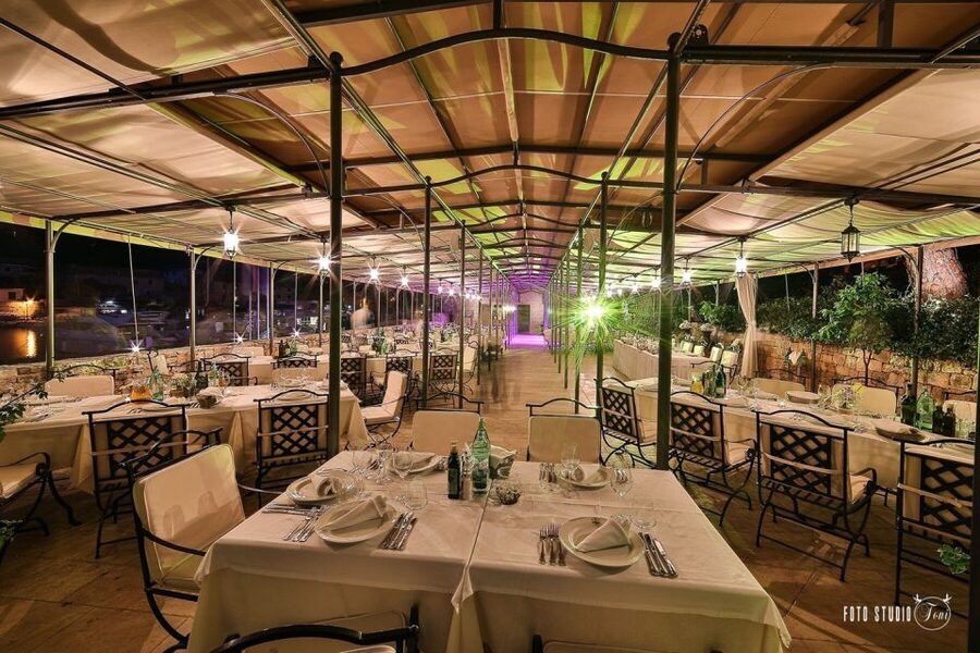 From Trogir: Sunset Private Tour - Dinner Time in Maslinica: Sea Views, Your Choice