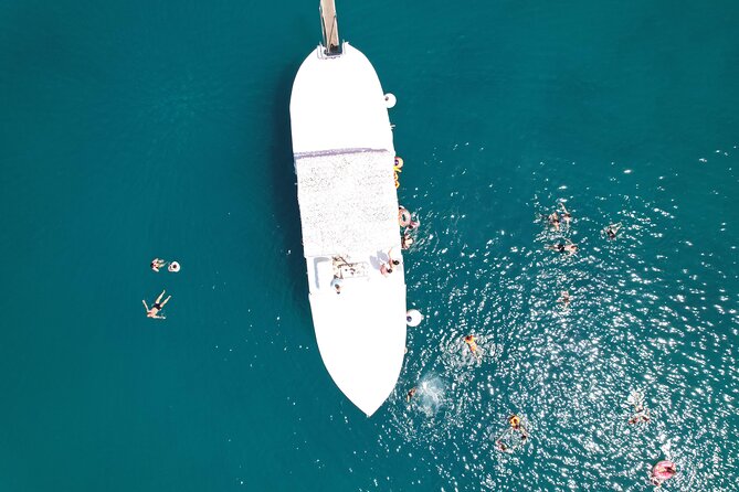 Full Day Boat Tour, Blue Lagoon and Šolta with lunch&drinks - Gear and facilities: what’s included, what’s not, and what to bring