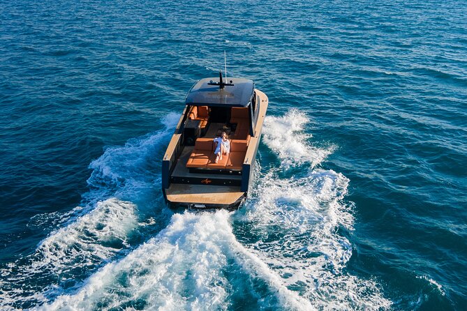 Full Day Escape with Colnago 35 Sightseeing Tour in Split - Pakleni Islands: Underwater Wine Tasting and Cove Hopping