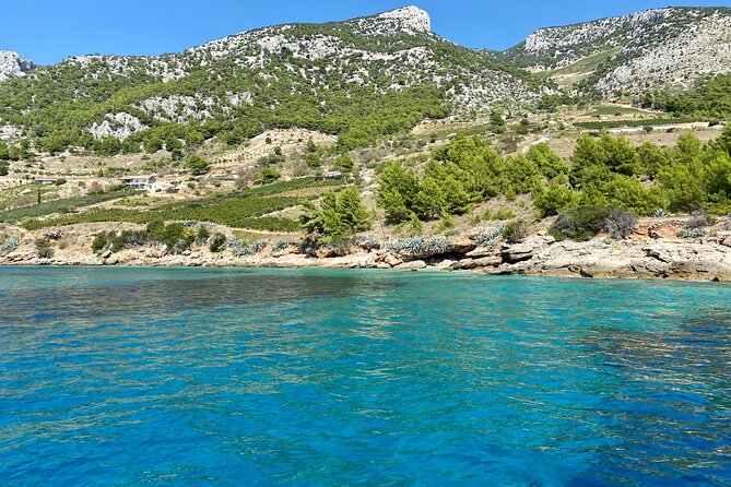 Full-Day PRIVATE Tour to ZLATNI RAT & HVAR - Stop 1: Bol as your warm-up before Brač’s big beach moment