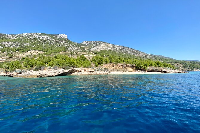 Full-Day PRIVATE Tour to ZLATNI RAT & HVAR - Stop 2: Zlatni Rat Beach on Brač, where the Golden Horn changes shape