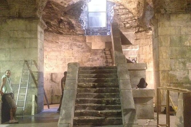 Game Of Thrones Split Walking Tour - Quick Palace Stops That Add Up, Vestibulum and Papalić Street