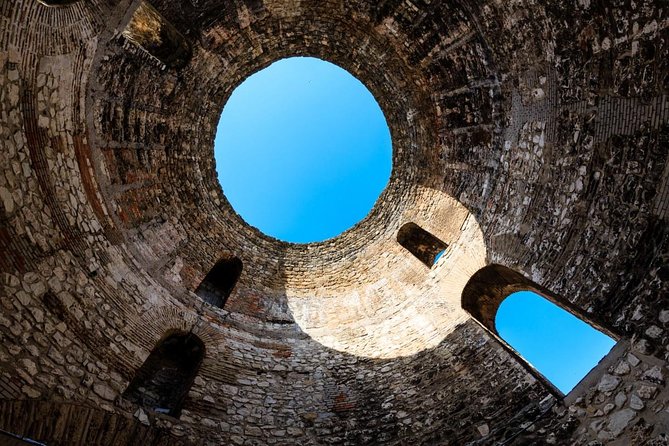 Game of Thrones Tour Split - City Of Dragons - Logistics you can plan around: 10:00 am start and mobile ticket