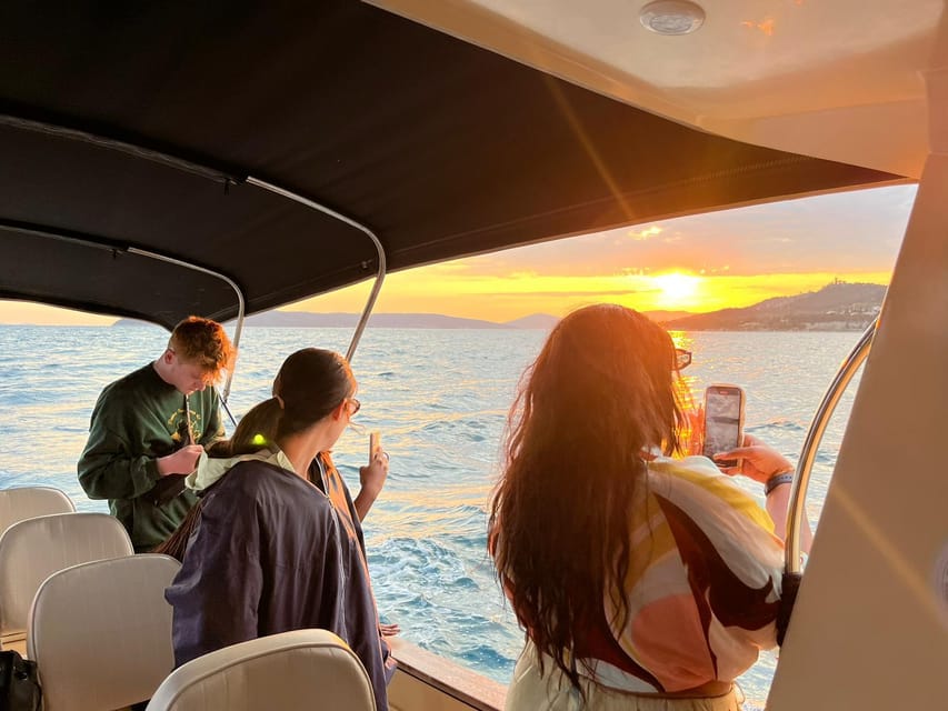 Golden Hour Cruise & Night Swim with drinks - Drinks on board: what you get and why it feels worth it