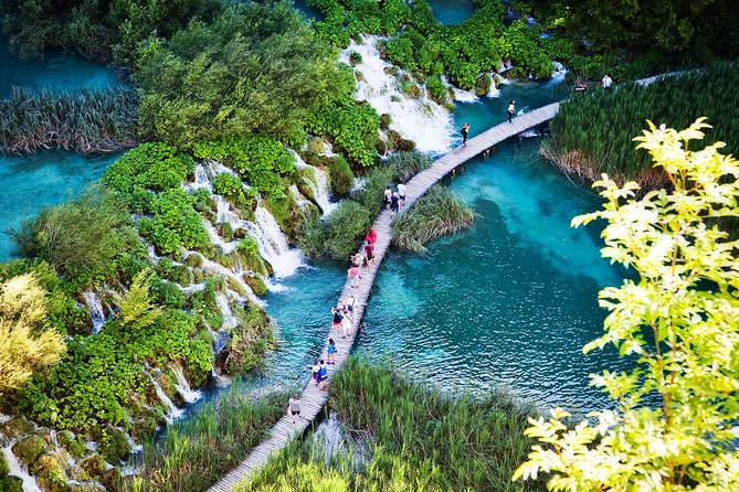 Guided transfer from Split to Zagreb with Plitvice Lakes stop - The 7:00 AM start and how your day actually moves