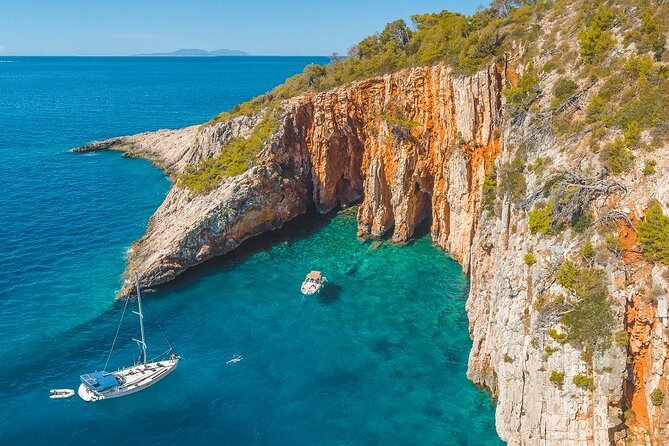Hvar and Red Rocks - Private boat tour from Split or Trogir - Key things to know before you go