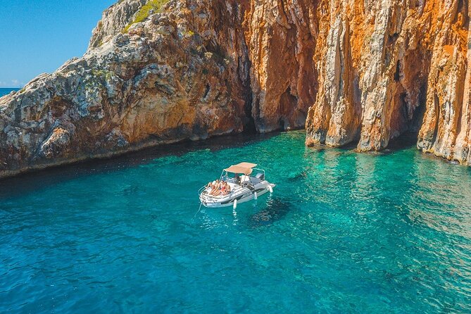 Hvar and Red Rocks - Private boat tour from Split or Trogir - Why this Hvar and Red Rocks tour feels different from big group trips