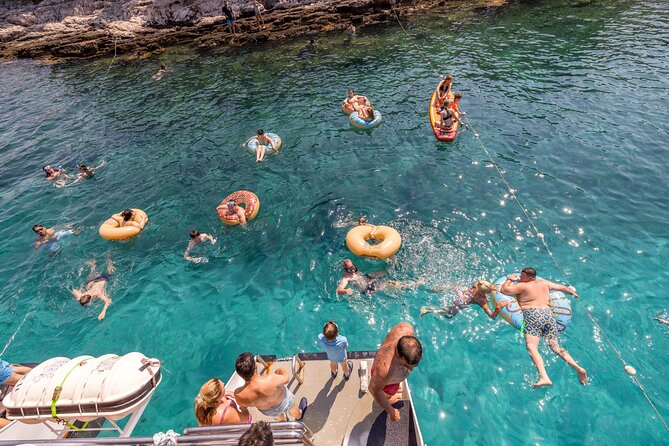Hvar, Brač & Pakleni islands cruise with lunch & drinks from Split & Trogir - Timing and logistics: the 8:00 AM departure from Split, and the early Trogir pickup