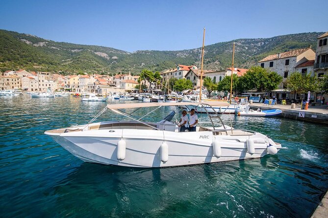 Island hopping (6 Islands) private tour from Trogir or Split - Trogir and Čelica: a lighthouse stop that sets the tone