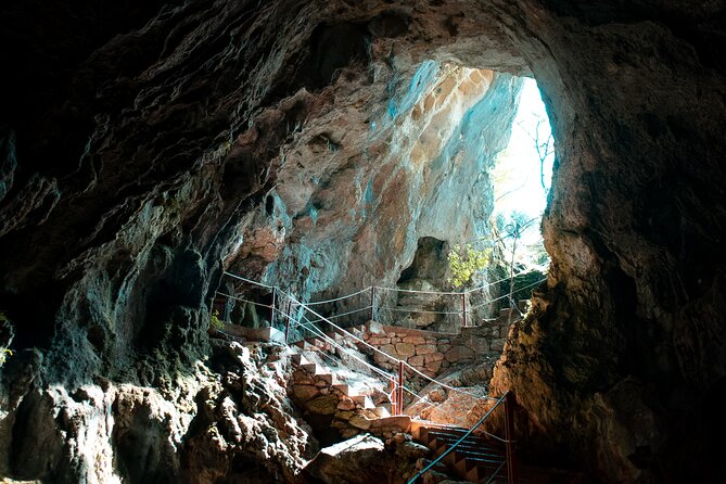 Klis Fortress, Stella Croatica and Vranjaca Cave Private Tour - Spilja Vranjaca Cave: a natural monument near Split