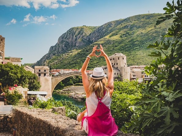 Mostar & Kravice waterfalls full-day guided tour from Split - Počitelj: a free, short stop with big visual impact