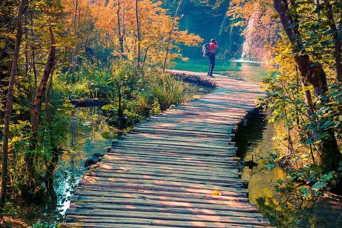 Plitvice Lakes Economy Group Tour from Split or Trogir - A realistic Plitvice plan: 4 hours of free time plus a cruise