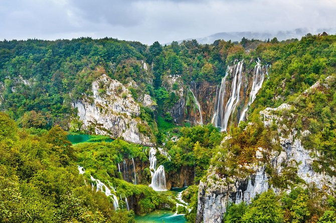 Plitvice Lakes Economy Group Tour from Split or Trogir - Guides and vibe: what to expect from the people in charge