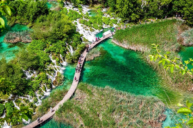 Plitvice Lakes Guided tour with Entrance ticket included - Key highlights to notice before you go