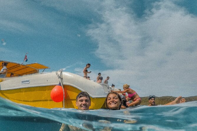 Private 4 islands tour (Golden Horn, Hvar, Pakleni islands, Šolta) - Price and value, what you’re paying for with up to 12 people