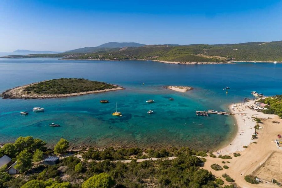 Private 5 islands Boat Tour: Blue Cave,Hvar &Pakleni islands - Meeting right by St. Francis Church, where the boats are waiting