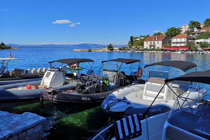 Private Blue Lagoon and 3 islands Tour from Trogir and Split - Necujam and the shipwreck snorkeling stop