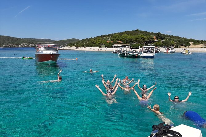 Private Blue Lagoon and UNESCO town Trogir 5h Boat Tour for 12 - Trogir in about one hour: what you can realistically do