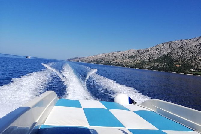 Private boat transfer Split - Bol - Crew quality you can expect: Josip, Hanni, Lara, Roko, Ema, Tonći