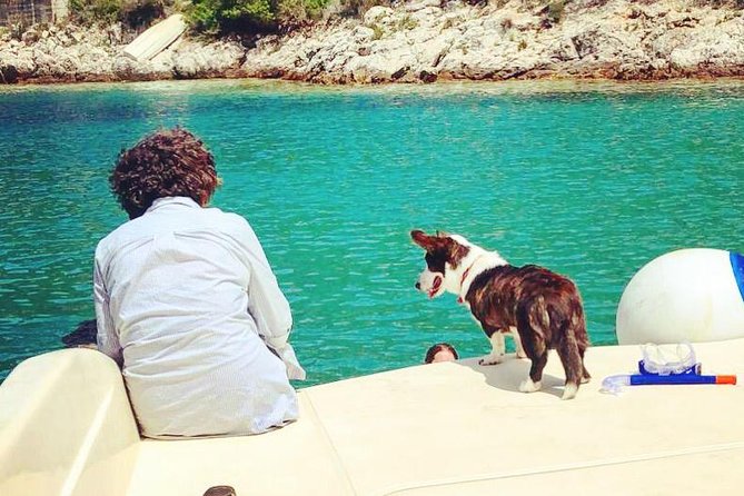 Private boat transfer Split - Bol - Mobile ticket and day-of smoothness