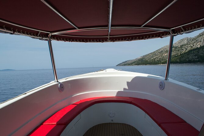 Private boat transfer Split/ Split airport - Hvar - Should you book this private boat transfer from Split to Hvar?