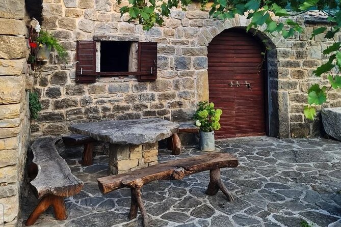 Private Croatian Cooking Class and Klapa Singing Session - Soparnik in Practice: From Dough to Traditional Baking