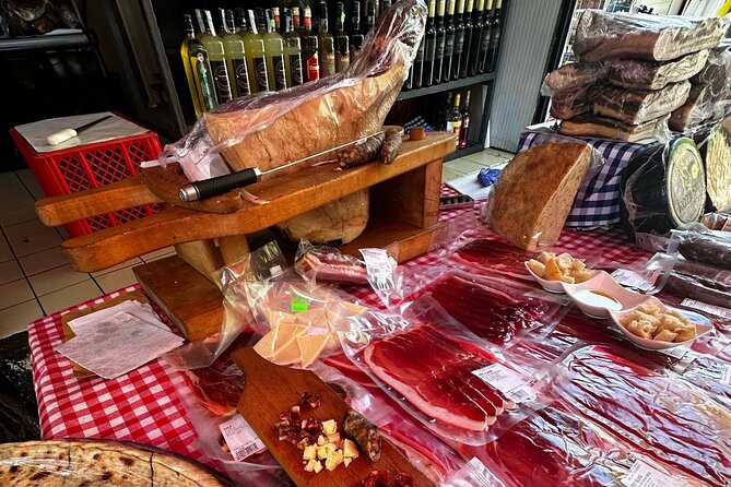 Private Foodie Tour: Wine & Seafood with a Local Chef - Stop 5, the Peristyle and Temple of Jupiter (as a square you can feel)