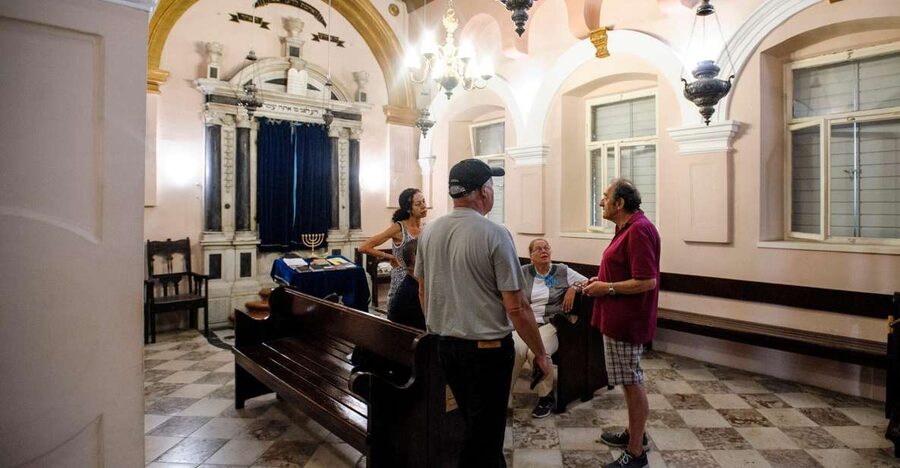 Private Grand Jewish with Split Heritage Tour - Split Synagogue: a focused 20 minutes that carries weight