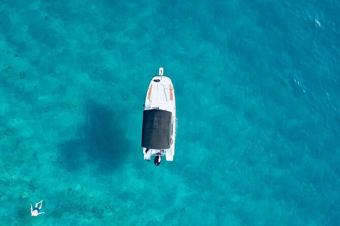 Private Half-Day Boat Tour from Split: Blue Lagoon & 2 Islands - Skippers, safety, and why the ride feels smooth