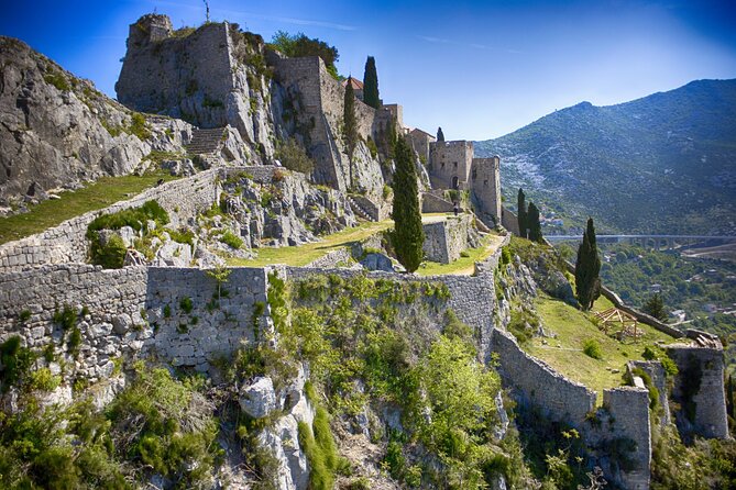 Private Half Day Trip to Salona, Klis Fortress and Trogir - Klis Fortress: Panoramas, Venetian Touches, and TV-Friend Details
