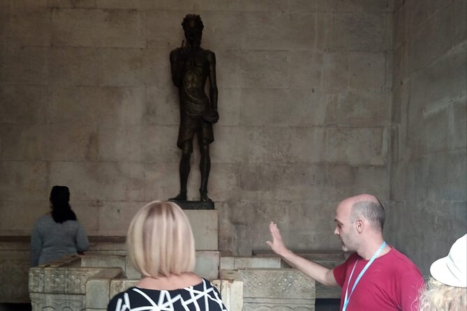 Private History tour - small group - Grgur Ninski and the toe-rub moment you will understand