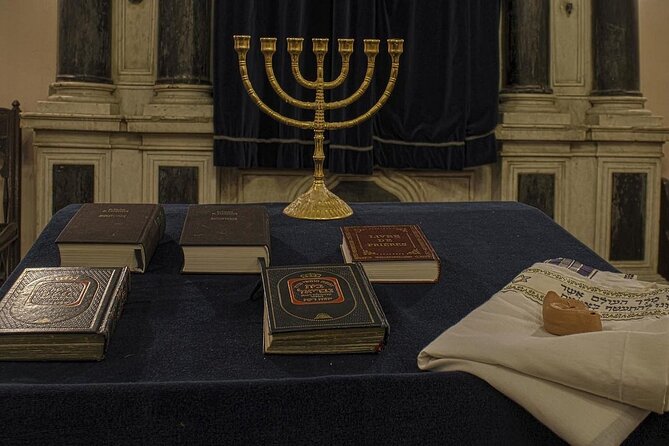 Private Jewish Heritage Tour: Diocletian's Palace Split And View - Stop 2: Split Synagogue, an Active Center of Memory