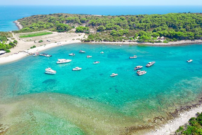 Private Luxury Boat tour for 12 from Split, Brac, Trogir, Hvar - Pickup and meeting: start the day without stress