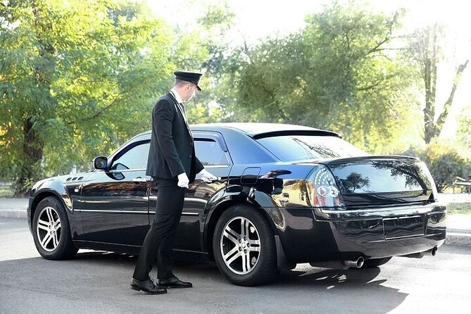 Private One-way Transfer from Split Airport to Split - Split Airport to Split in 27 Minutes, Private and Low-Stress