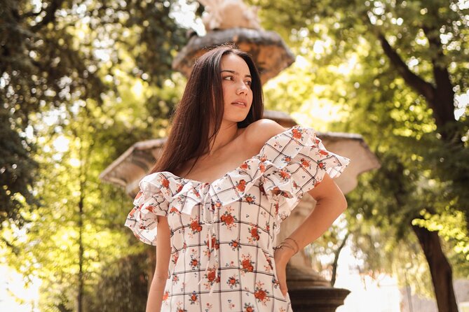 Private Photography Activity in Split - Posing help, proposal-ready planning, and family-friendly direction
