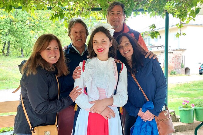 Private Split and Trogir tour with LOCAL - Lunch at the Family Home: Wine, Homemade Spirits, and Peka