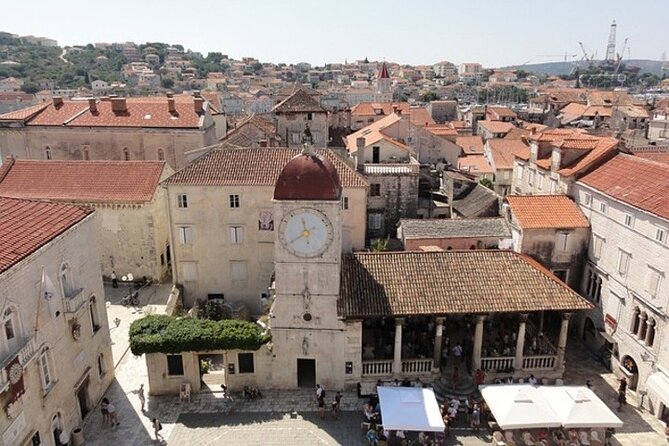 Private Split and Trogir Tour with Pick Up and Drop Off - Trogir at the North Entrance: your guided orientation