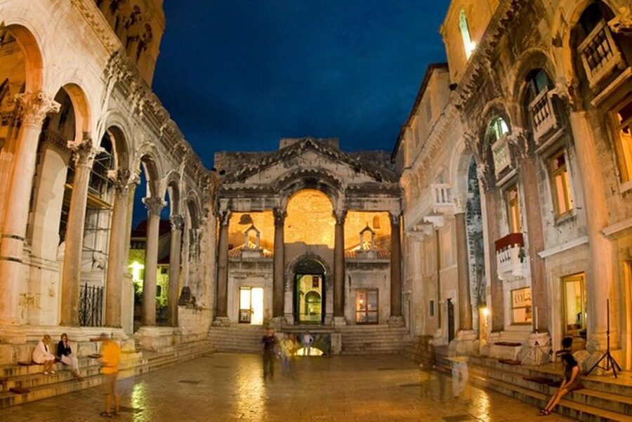 Private Split & Trogir Wine Tasting & Vineyard with Sea View - The quick transfer: why the timing works