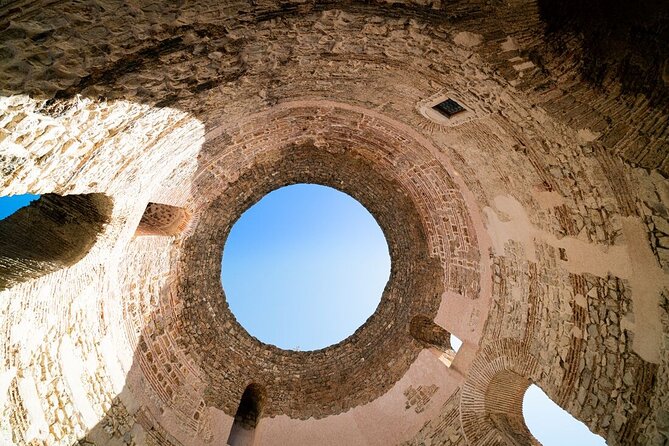Private Split: Visit Diocletian Palace & Taste Food at the Market - The itinerary in real time: how 2 hours stays focused