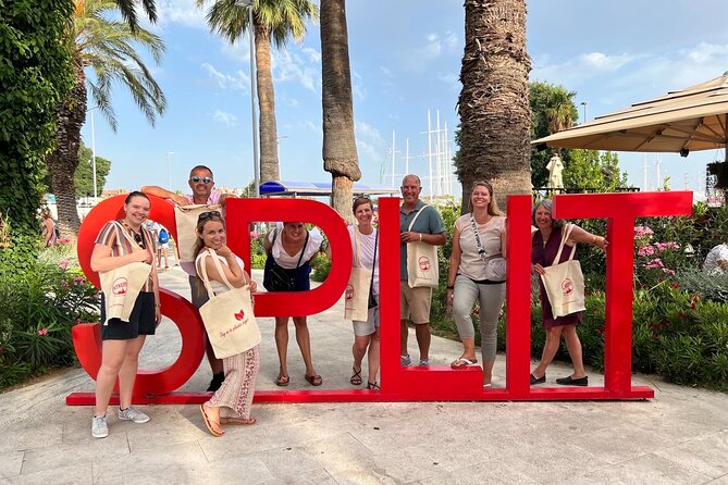 Private Split: Visit Diocletian Palace & Taste Food at the Market - Green Market stop: Peskarija vibes and the way locals shop