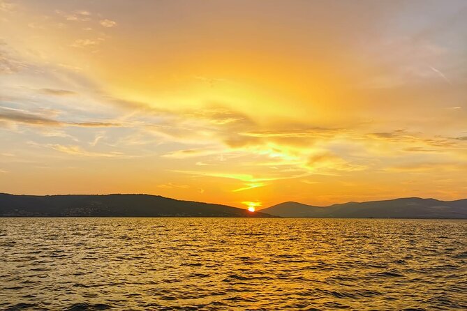 Private Sunset Tour from Split + Bottle of Wine Included - Where You Start in Split: Obala Hrvatskog narodnog preporoda 12