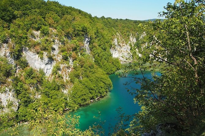 Private Tour to Plitvice Lakes National Park from Split - Crowds at Plitvice: how to keep the day enjoyable