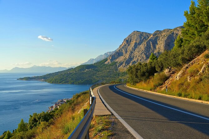 Private Transfer from Split Airport (SPU) to Omiš - Flight delays and early landings, handled in real time
