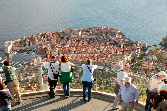 Private Transfer from Split Airport (SPU) to Omiš - Adding quick stops like Gromilica, without derailing your trip