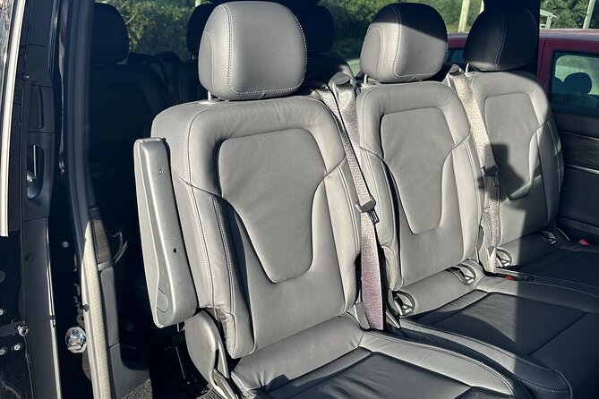Private transfer from Split airport to Split, 1-7 person - How the Drop-Off Works in Split, Including Old Town Limits